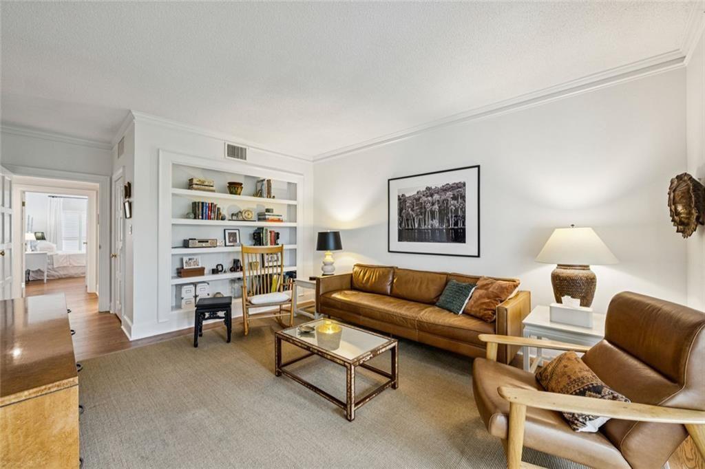 2765 Peachtree Road NE Unit 3