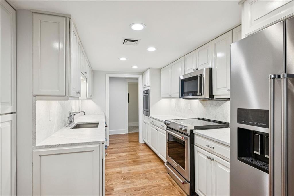 2765 Peachtree Road NE Unit 3