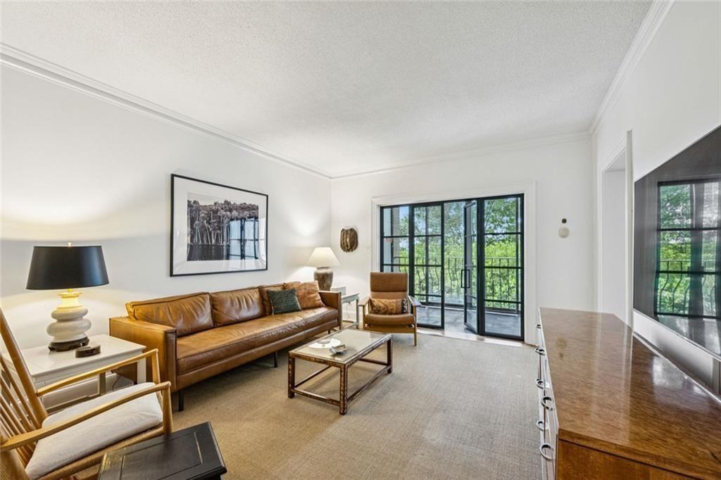 2765 Peachtree Road NE Unit 3