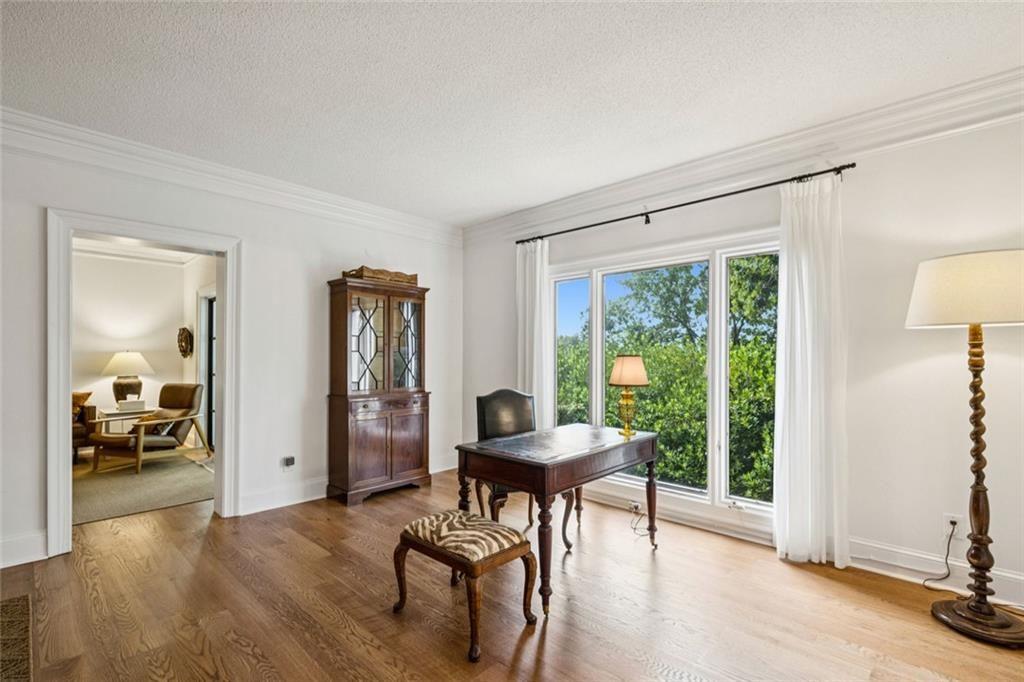 2765 Peachtree Road NE Unit 3