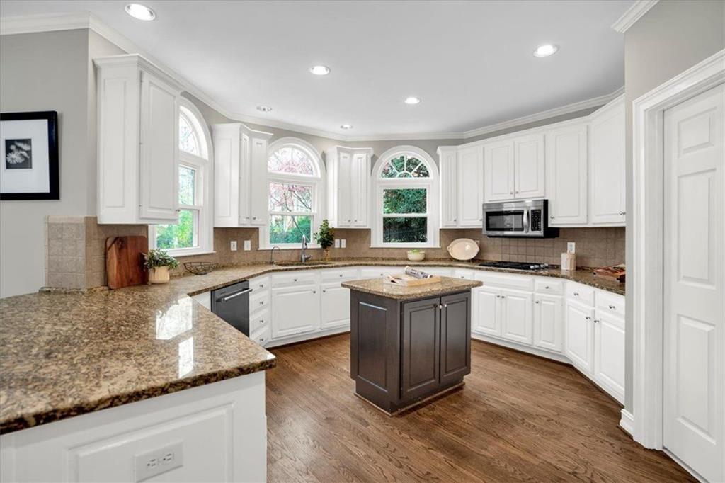 5830 Brookstone Walk NW