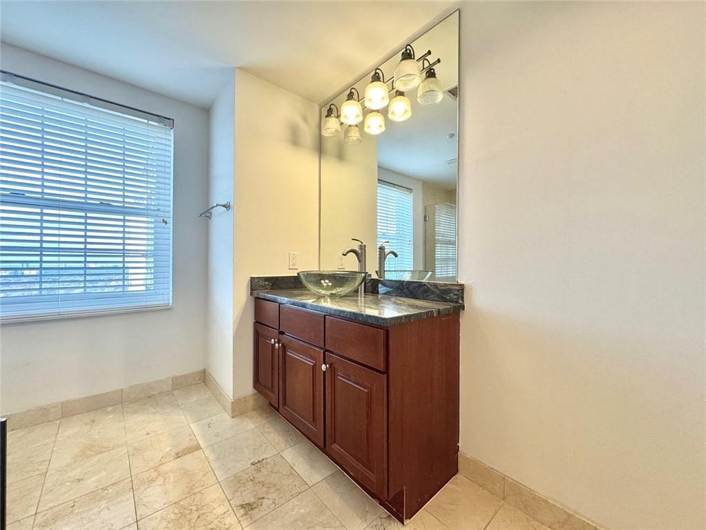 195 14th Street NE Unit 2905