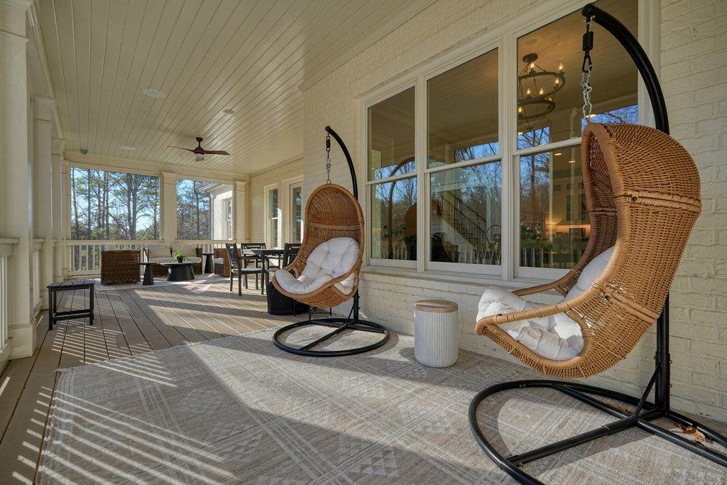 840 Greymont Circle NW