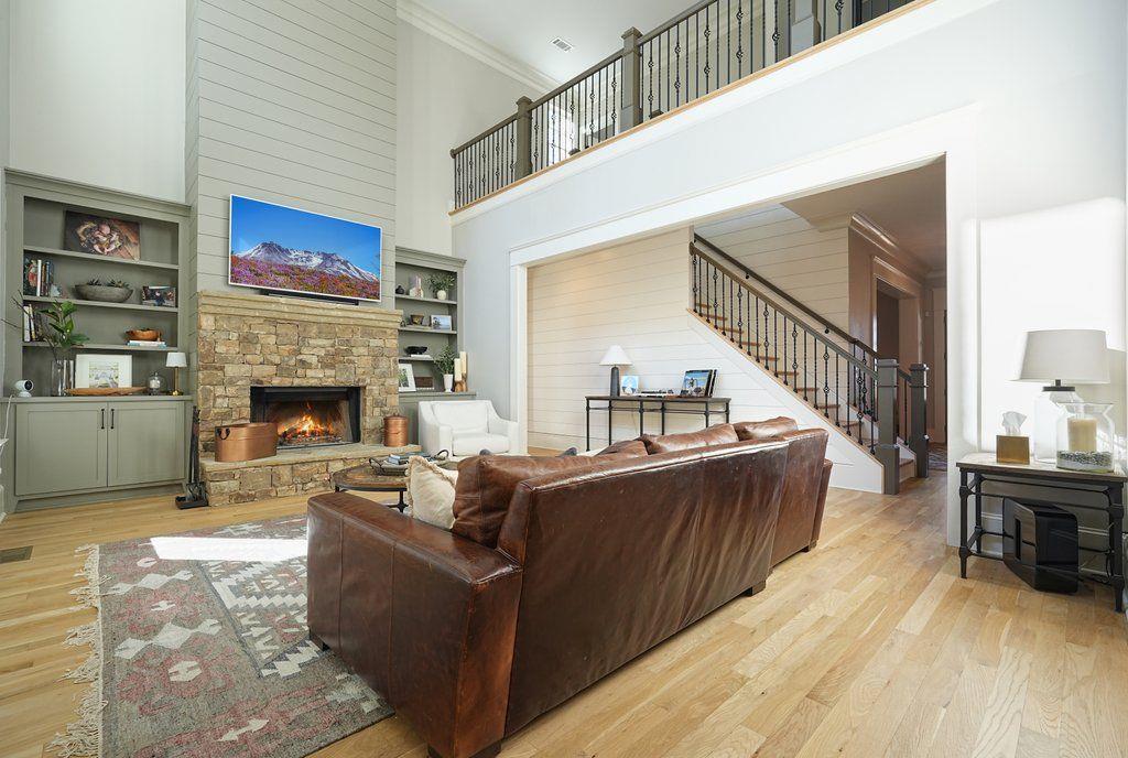 840 Greymont Circle NW