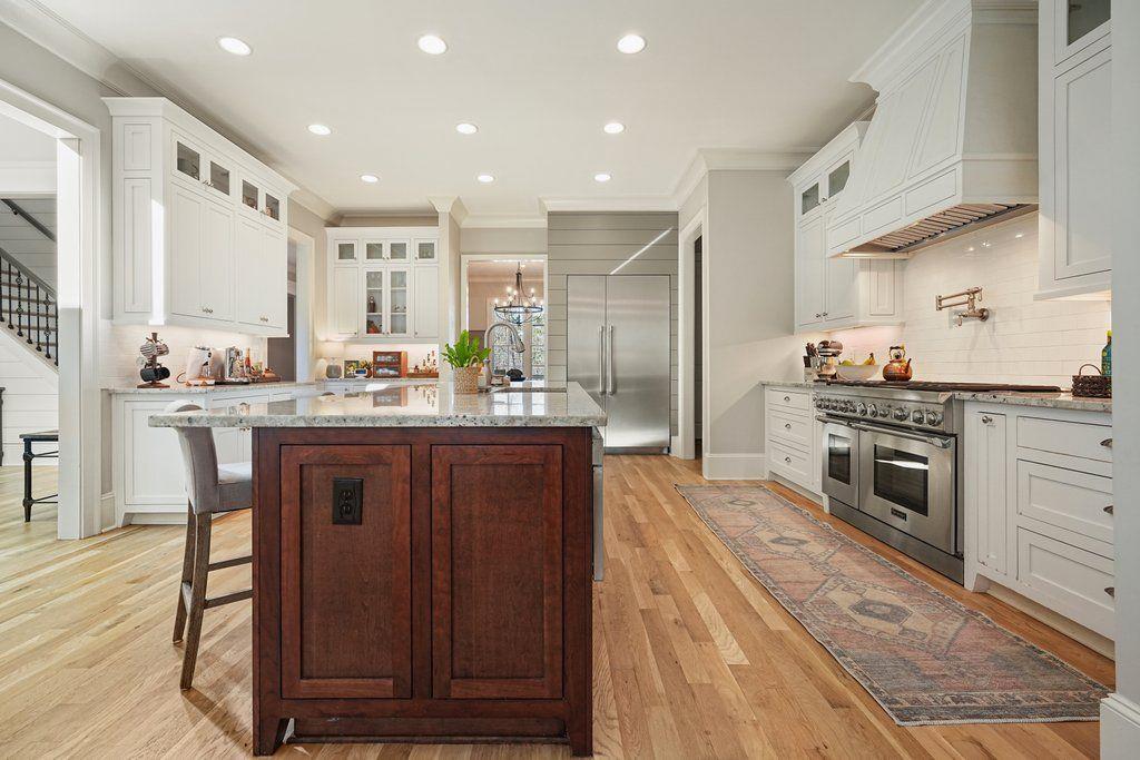 840 Greymont Circle NW