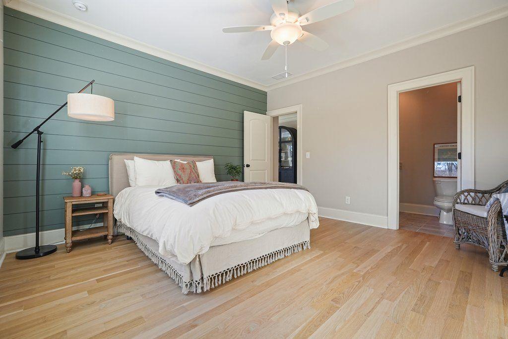 840 Greymont Circle NW