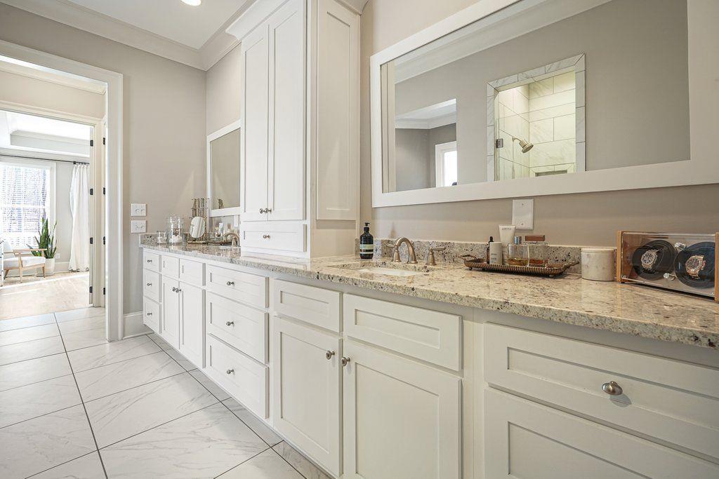 840 Greymont Circle NW