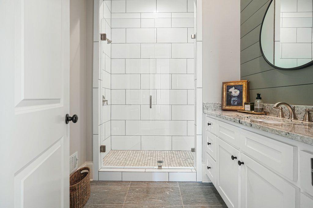 840 Greymont Circle NW