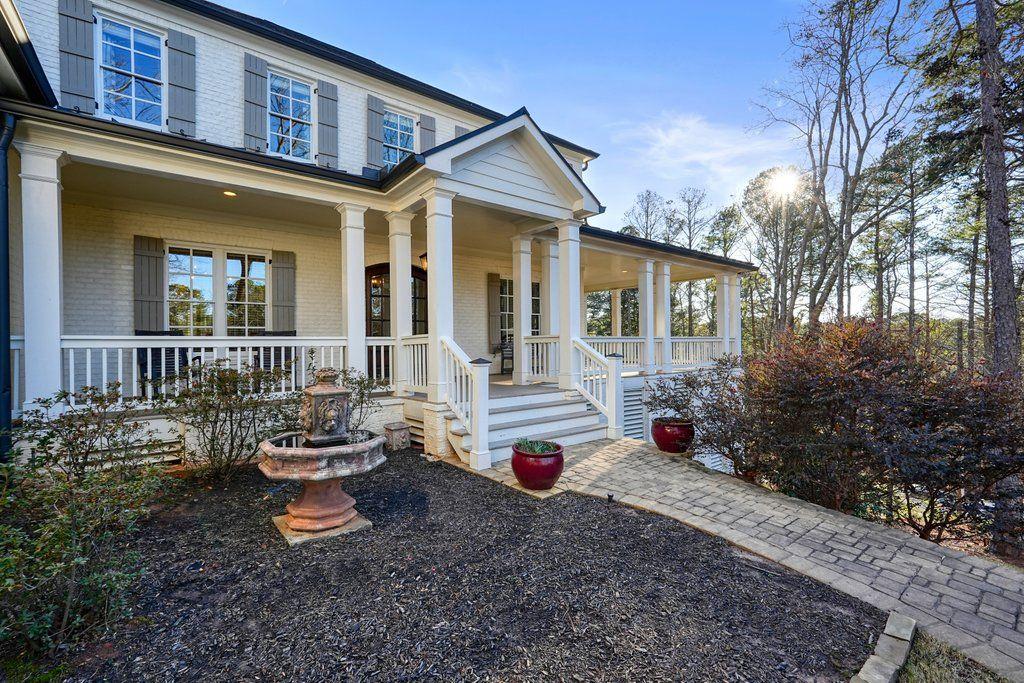 840 Greymont Circle NW