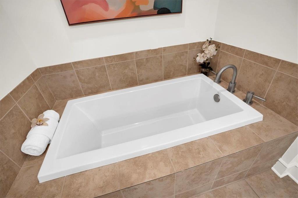 222 12th Street NE Unit 1508