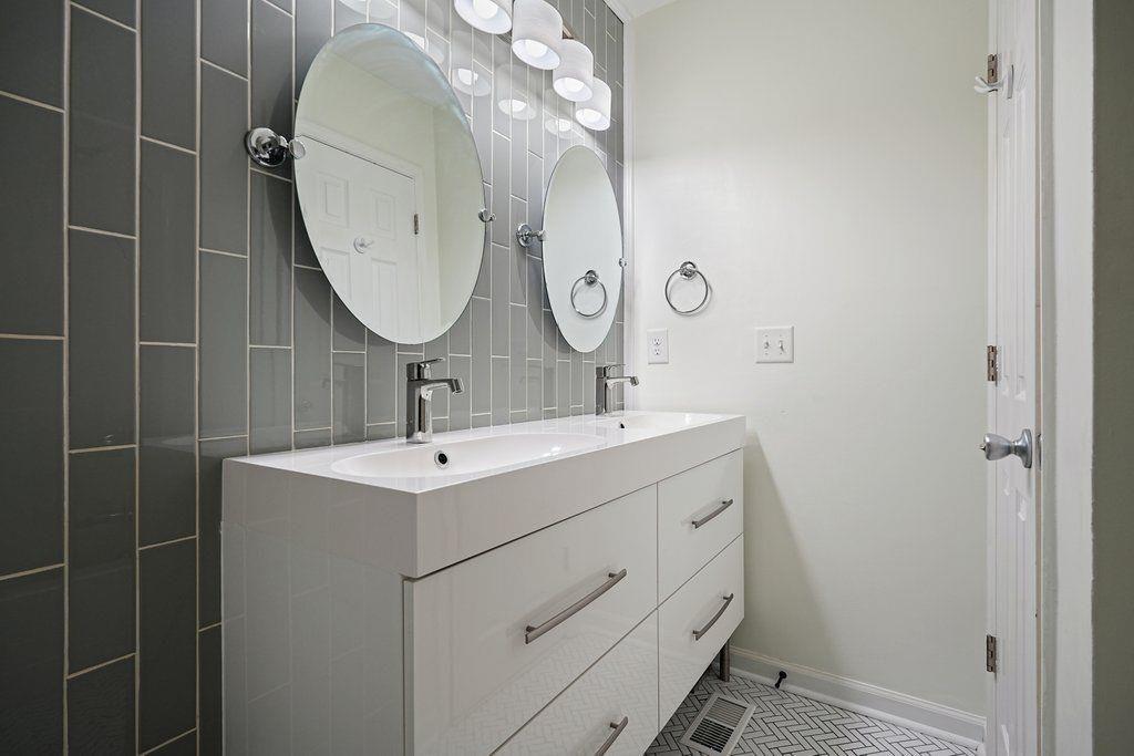 1148 Haven Brook Place