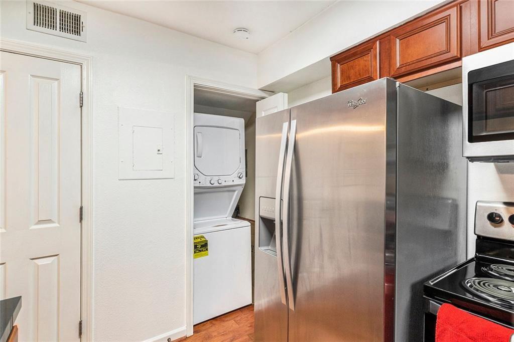 6940 Roswell Road Unit 16B