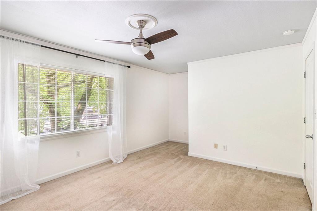 6940 Roswell Road Unit 16B