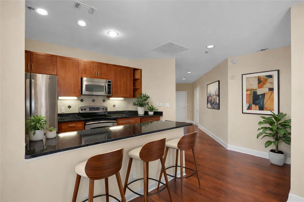 325 E Paces Ferry Road NE Unit 1411