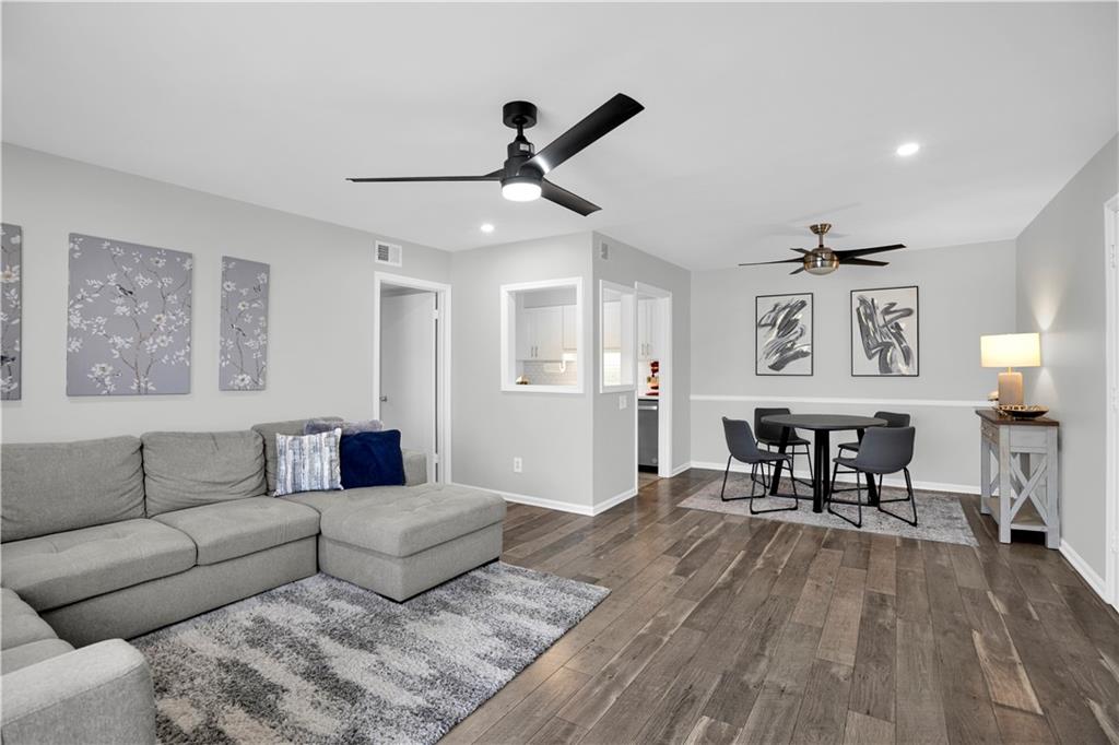 725 Dalrymple Road Unit 8-I