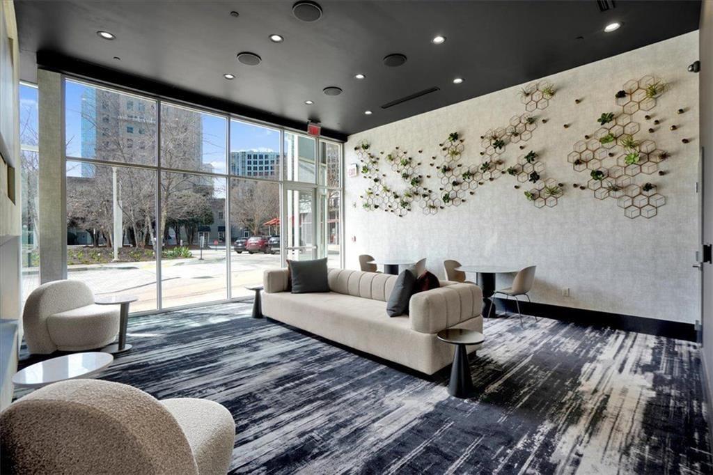 3324 Peachtree Road NE Unit 1307