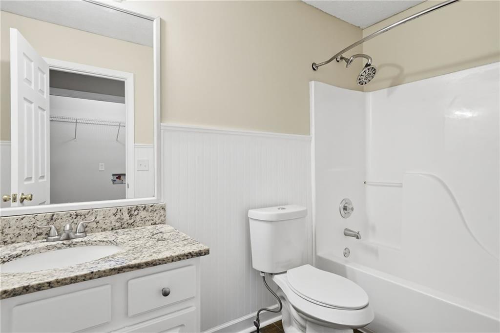 3408 Clubside Court NW