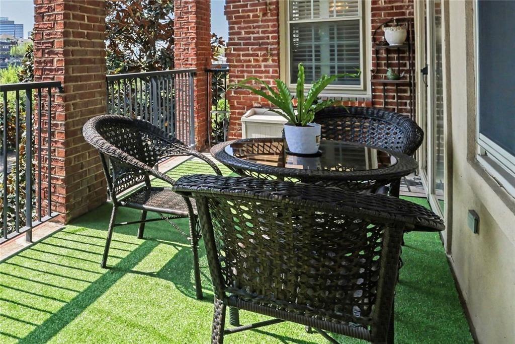 1735 Peachtree Street NE Unit 216