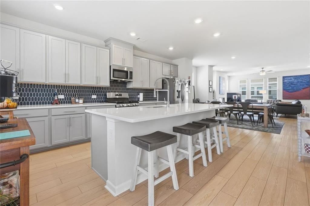 315 Sammon Way