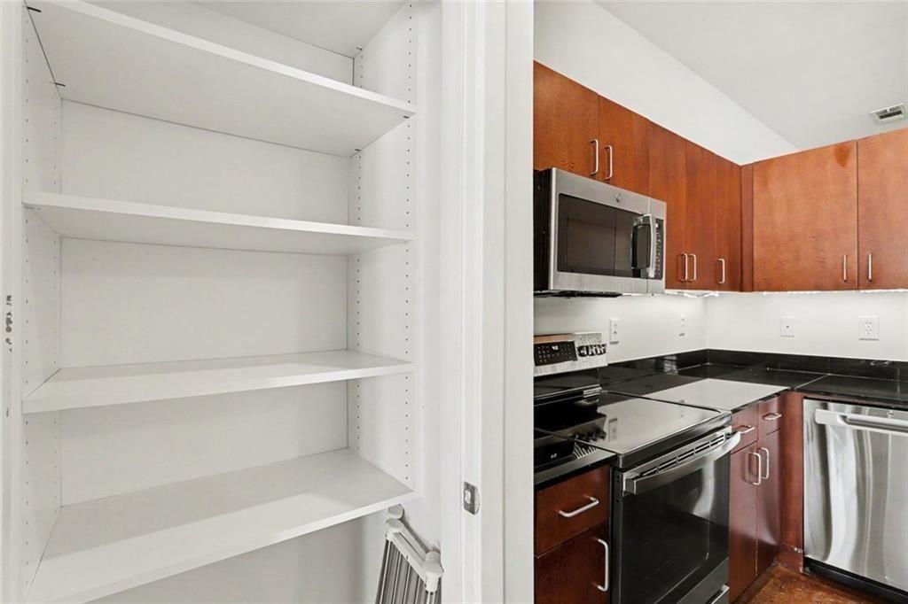 560 Dutch Valley Road NE Unit 2305