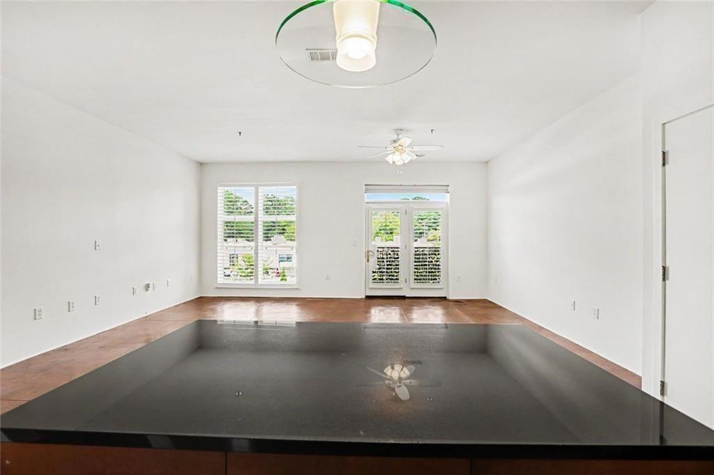 560 Dutch Valley Road NE Unit 2305