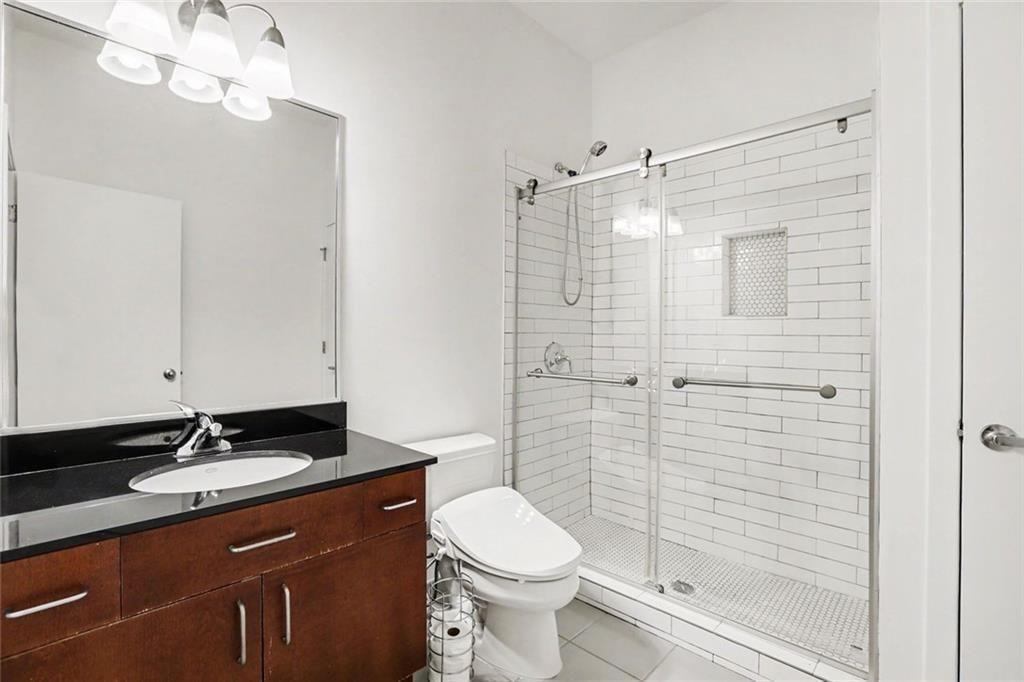 560 Dutch Valley Road NE Unit 2305