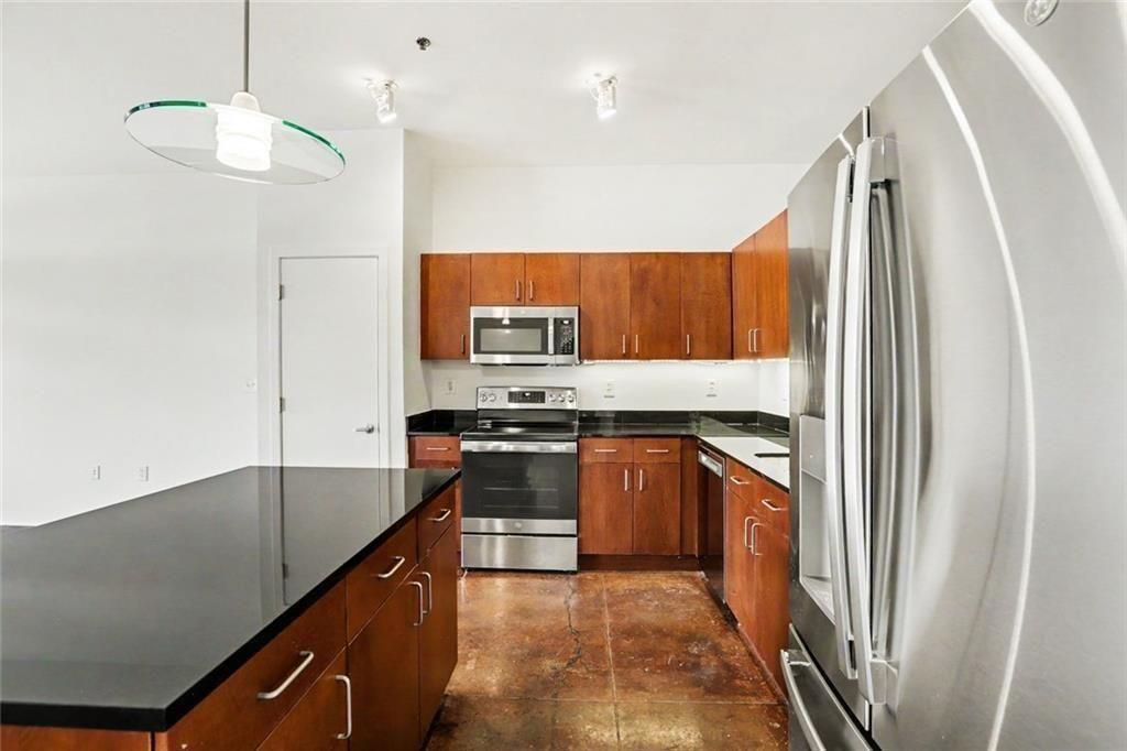 560 Dutch Valley Road NE Unit 2305