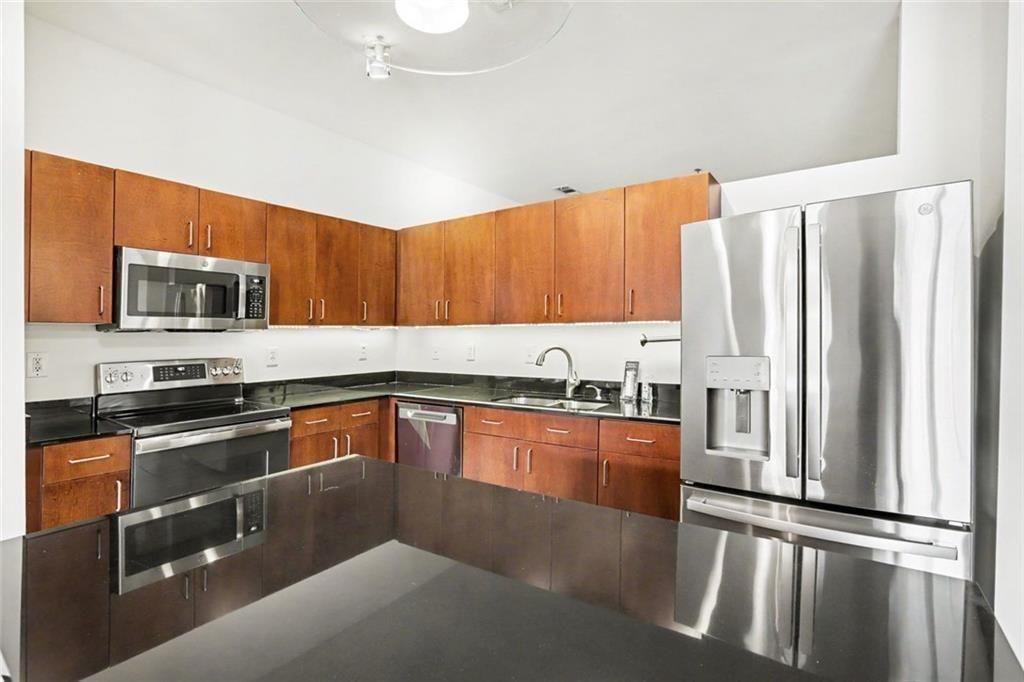 560 Dutch Valley Road NE Unit 2305