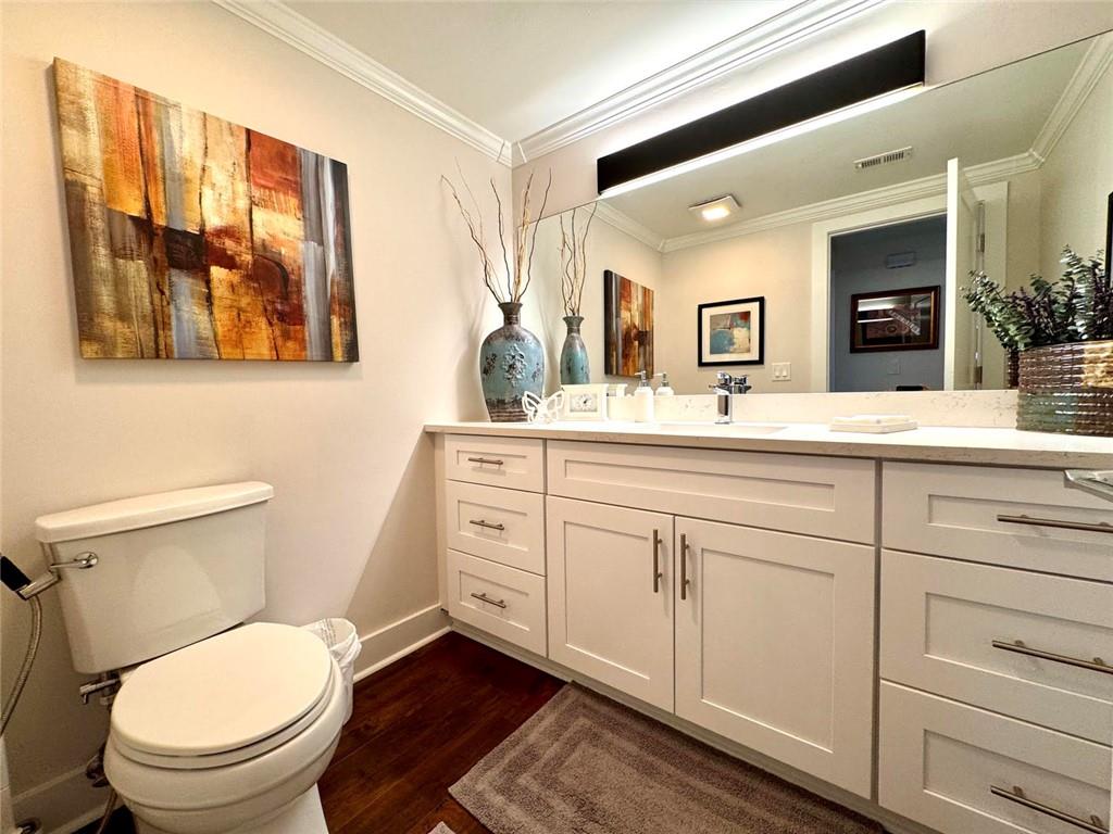 17 Willow Glen NE