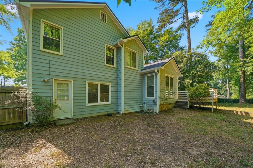 3513 Robin Lane