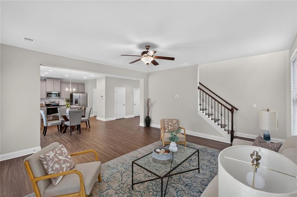102 Edgeview Court