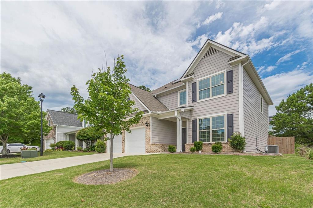 102 Edgeview Court