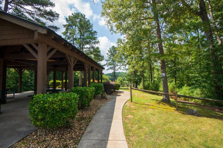 102 Edgeview Court
