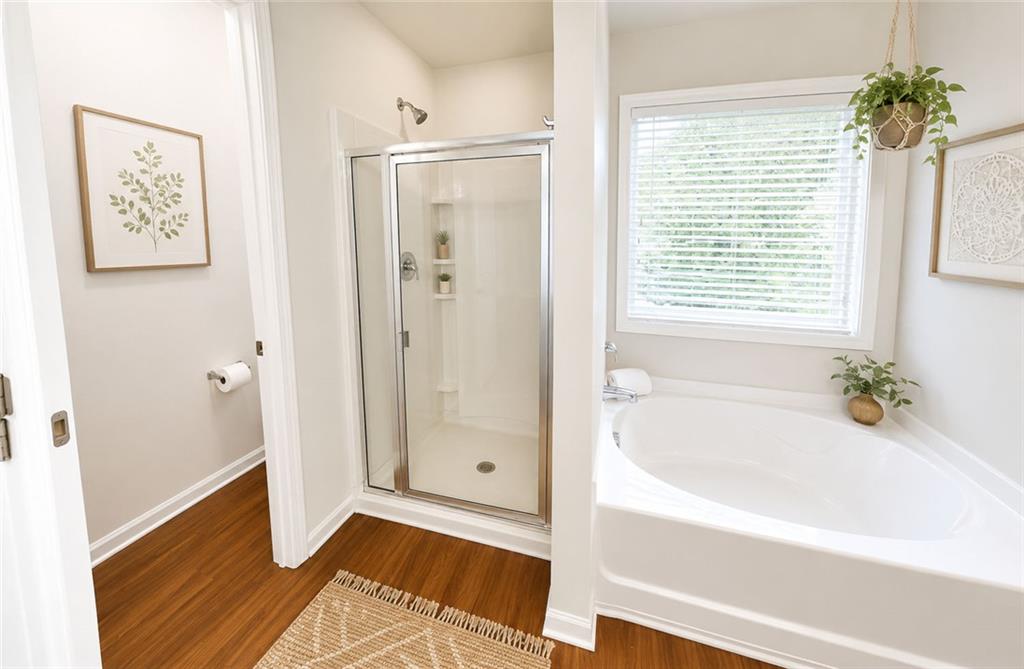 102 Edgeview Court
