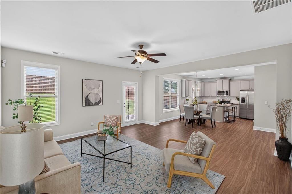 102 Edgeview Court