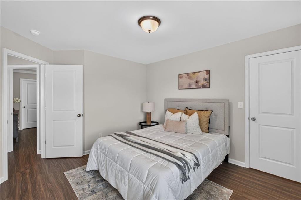 102 Edgeview Court