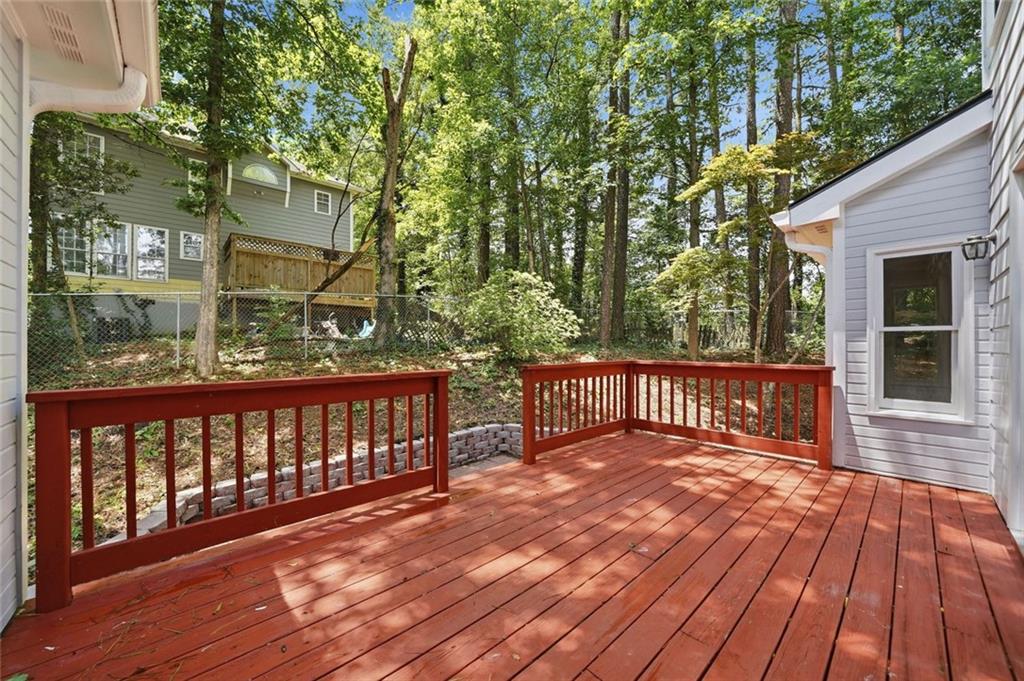 1632 Oakwood Court