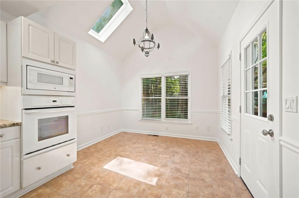 1632 Oakwood Court