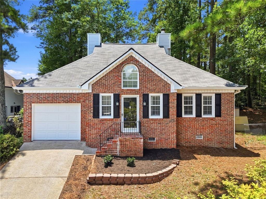 1632 Oakwood Court