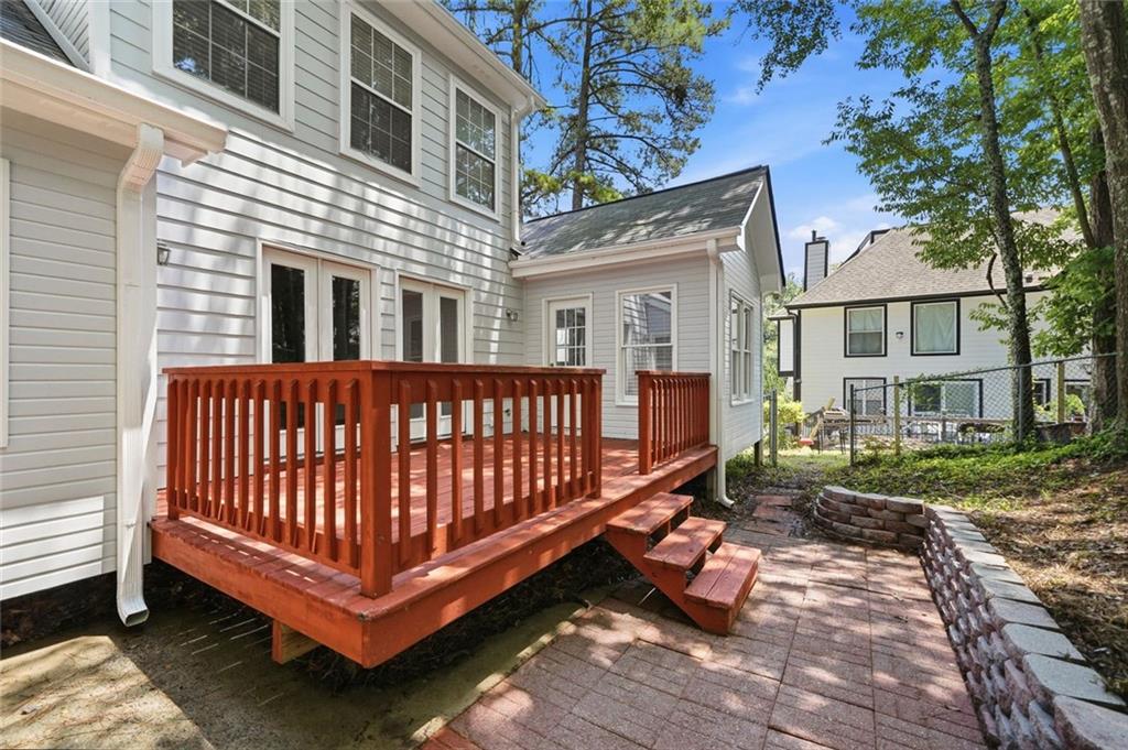1632 Oakwood Court
