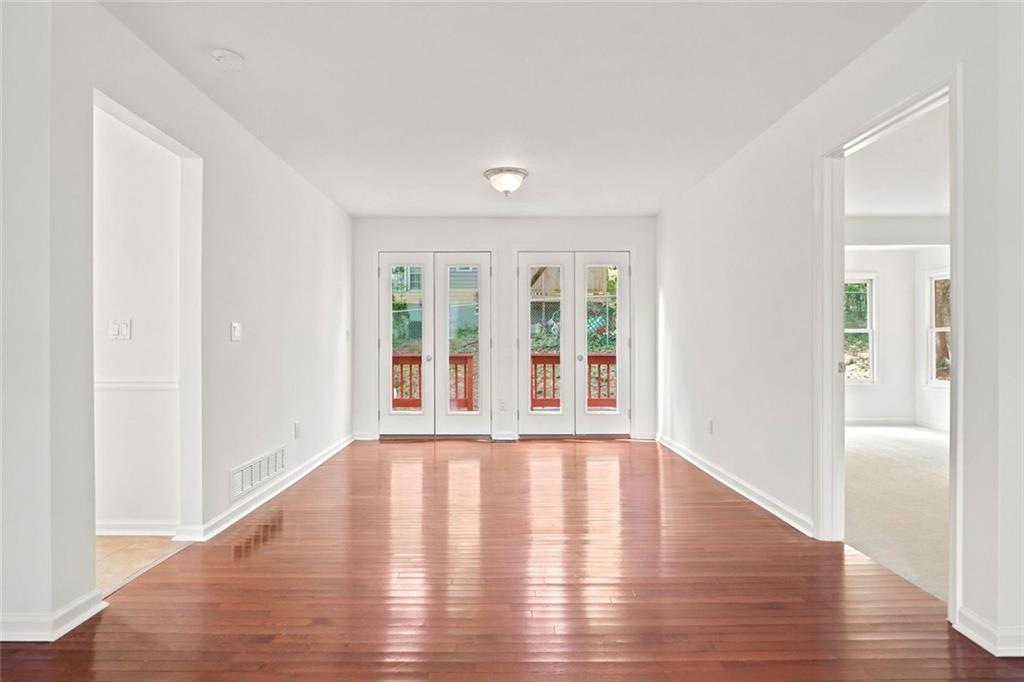 1632 Oakwood Court