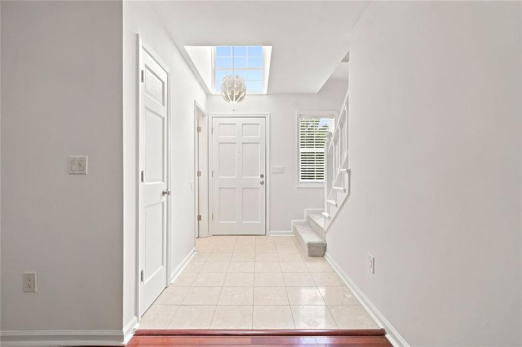 1632 Oakwood Court