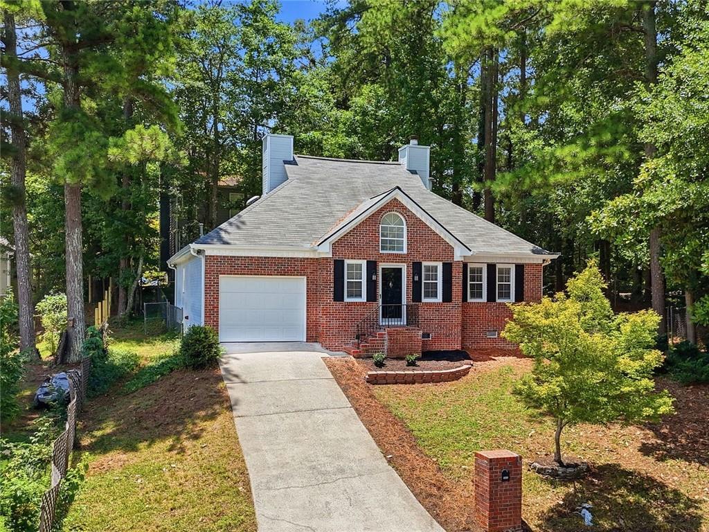1632 Oakwood Court