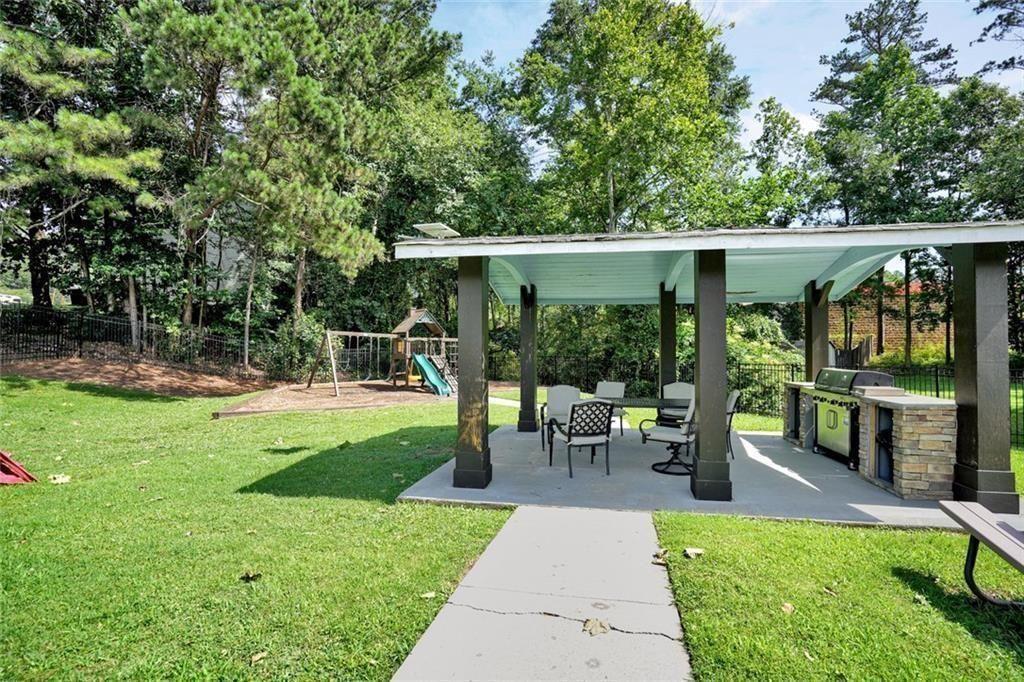133 Bentley Parkway Unit C