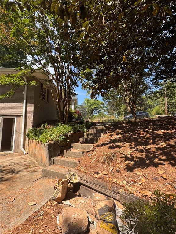 2002 Drew Valley Road NE