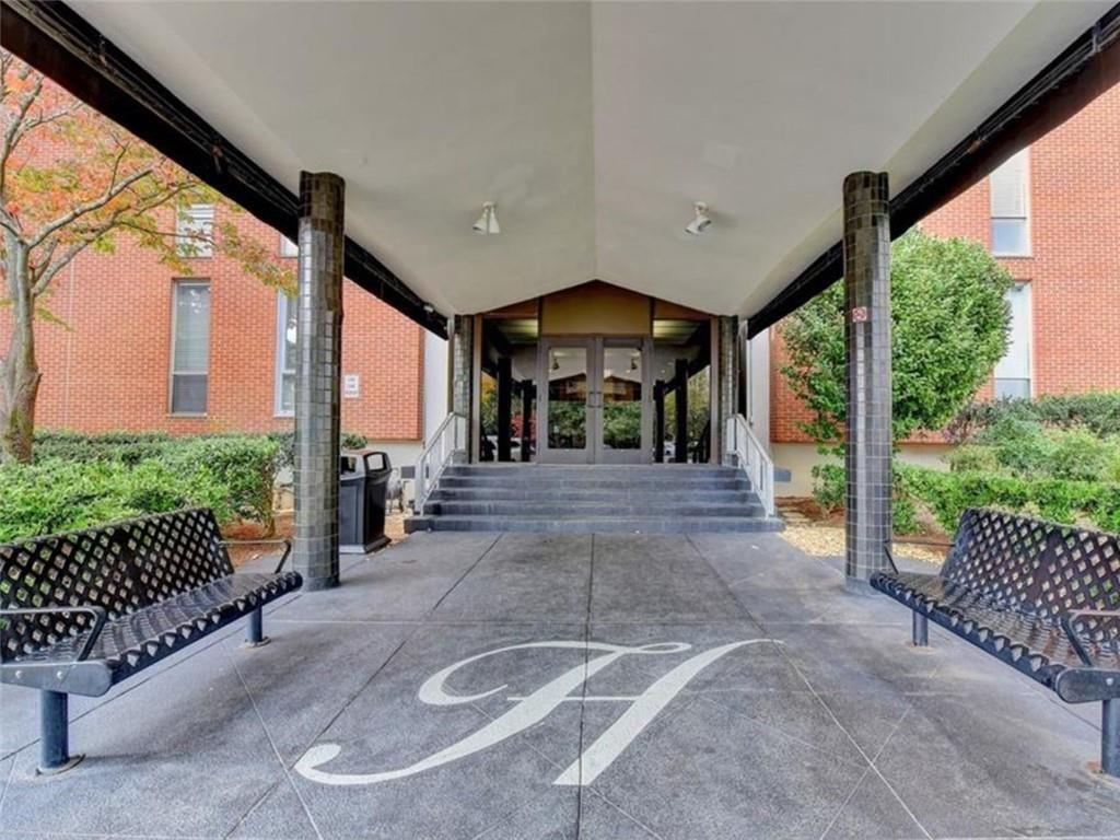 3060 Pharr Court North NW Unit 302