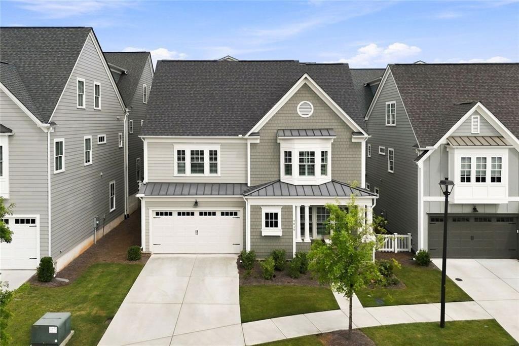 2010 Cottonwood Lane