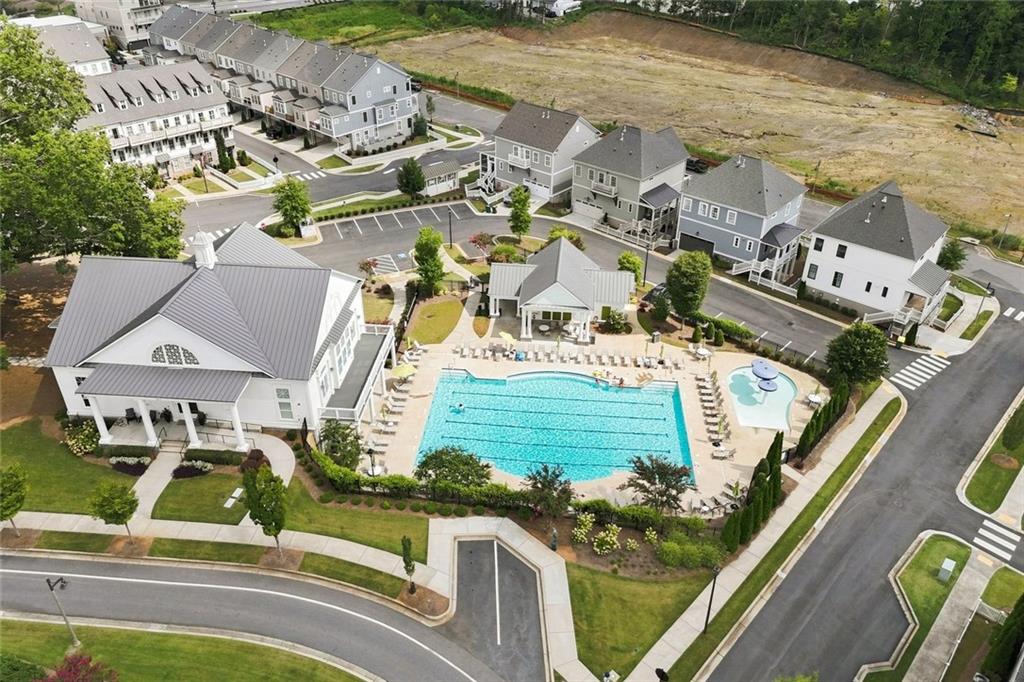 2010 Cottonwood Lane