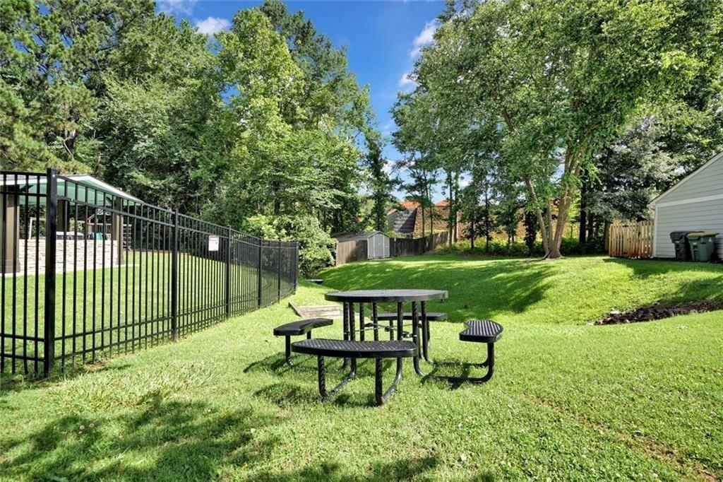 604 Ivey Court Unit B