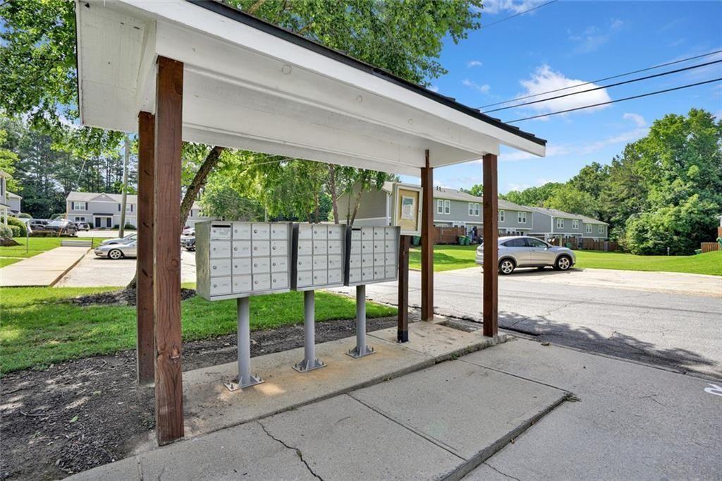 604 Ivey Court Unit B
